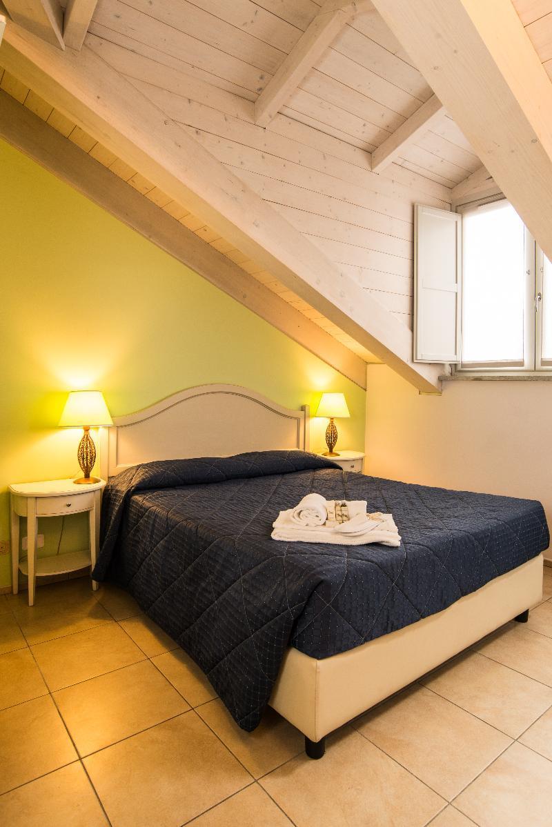 Santa Giulia E Torino Apartahotel